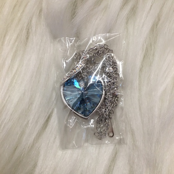 NWT!!! Btime Women's Blue Heart Necklace - Picture 8 of 8